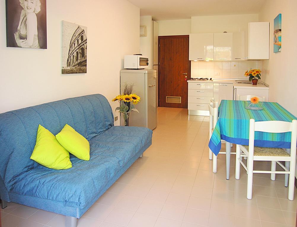 Apartment Gemini Con Piscina Bibione Pokój zdjęcie